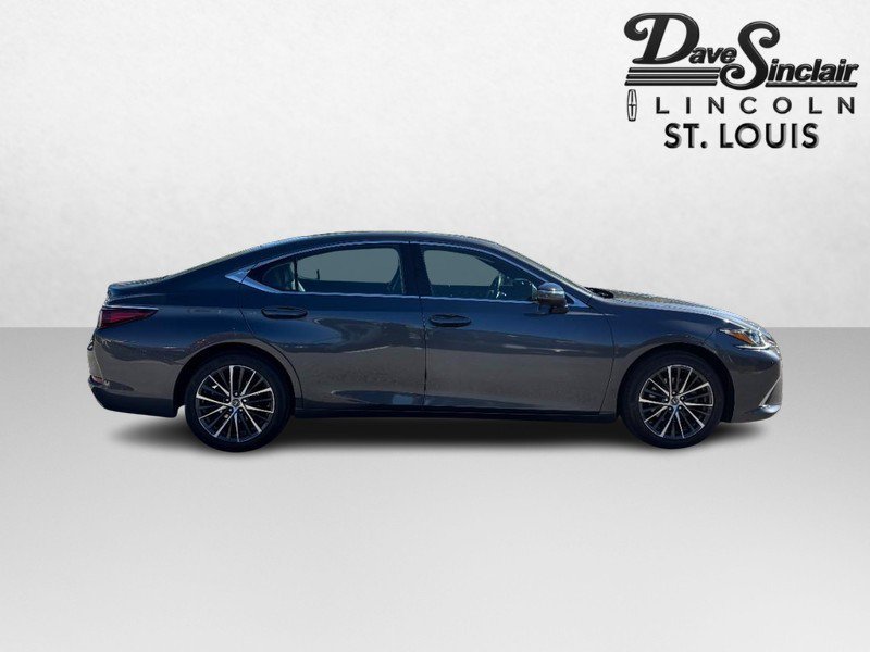 Used 2022 Lexus ES 350 w/ Premium Package FWD image 2