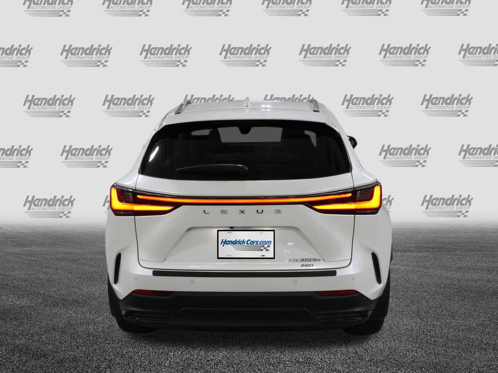 Used 2025 Lexus NX 450h+ AWD w/ Luxury Package image 8