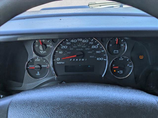 Used 2019 Chevrolet Express 3500 LT w/ LT Preferred Equipment Group RWD image 11