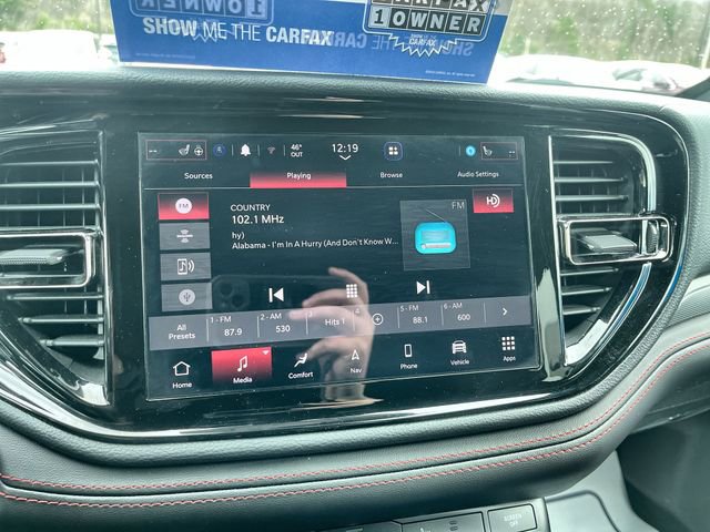 Used 2025 Dodge Durango GT AWD/4WD image 14