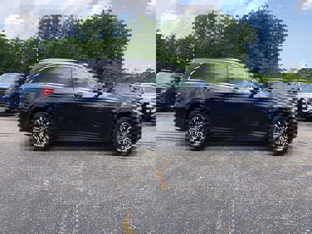 Used 2021 Mercedes-Benz GLC 300 4MATIC w/ Multimedia Package image 8