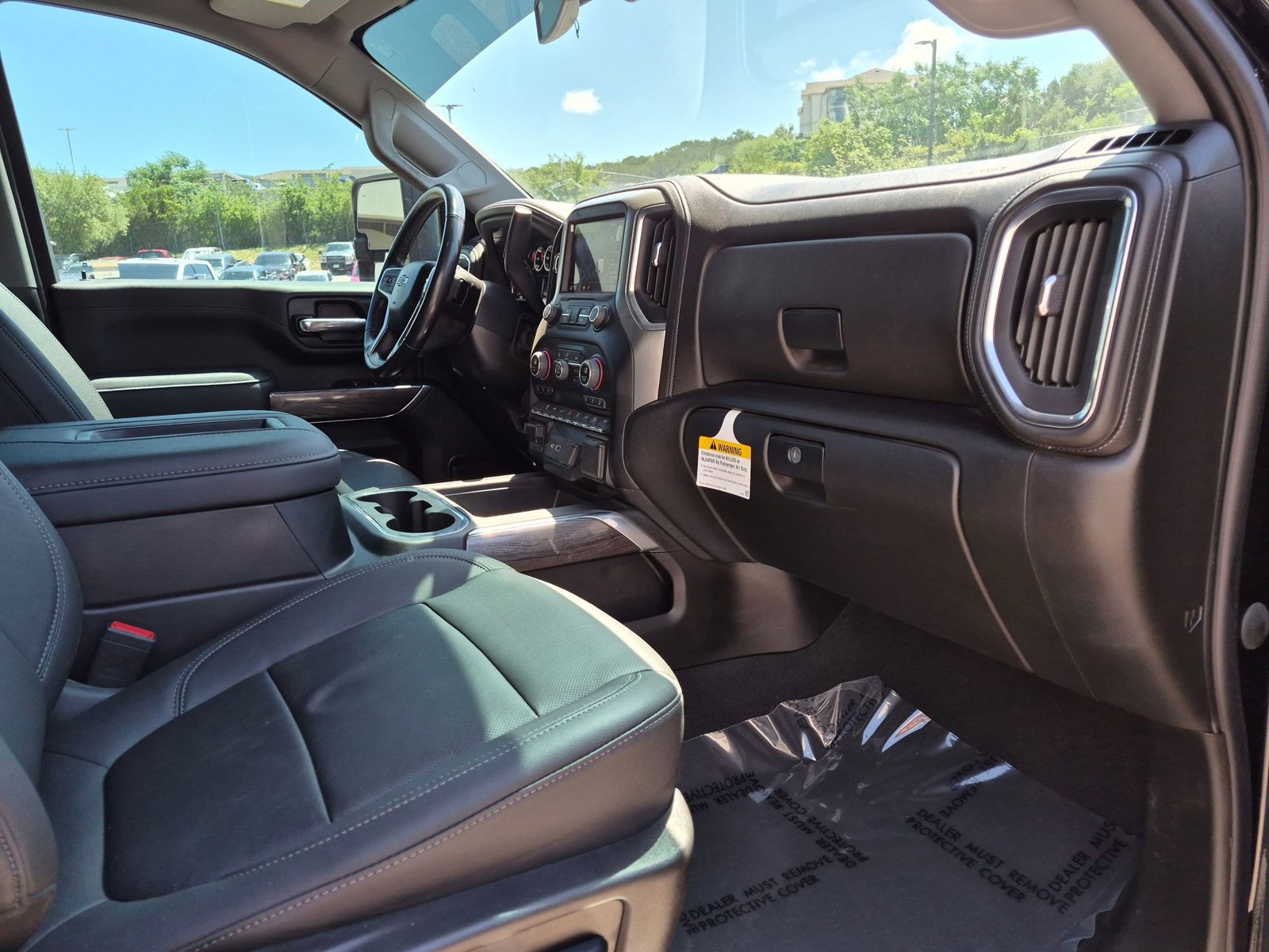 Used 2022 Chevrolet Silverado 2500 LTZ w/ LTZ Plus Package AWD/4WD image 23