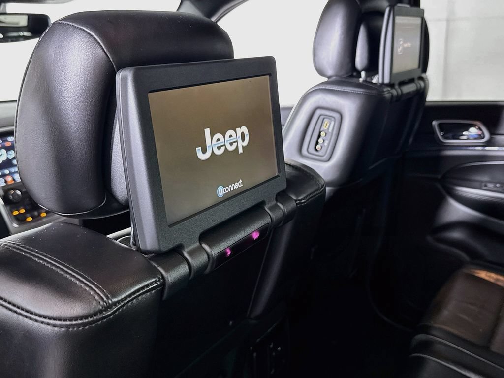 Used 2018 Jeep Grand Cherokee Limited w/ Luxury Group II AWD/4WD image 26