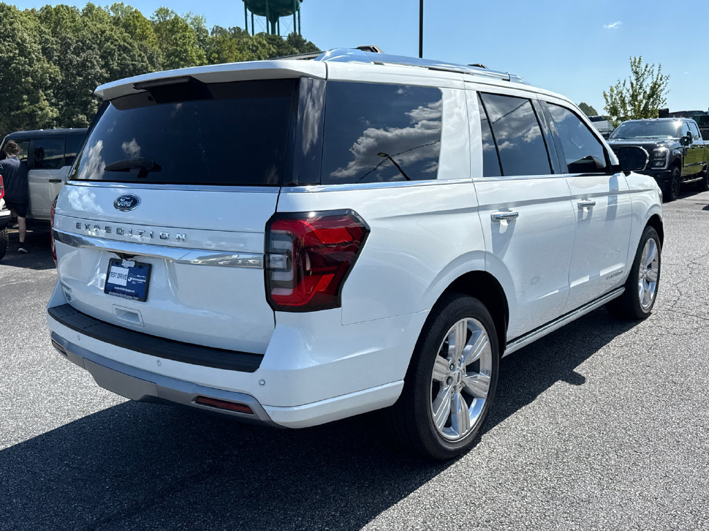 Used 2023 Ford Expedition Platinum RWD image 7