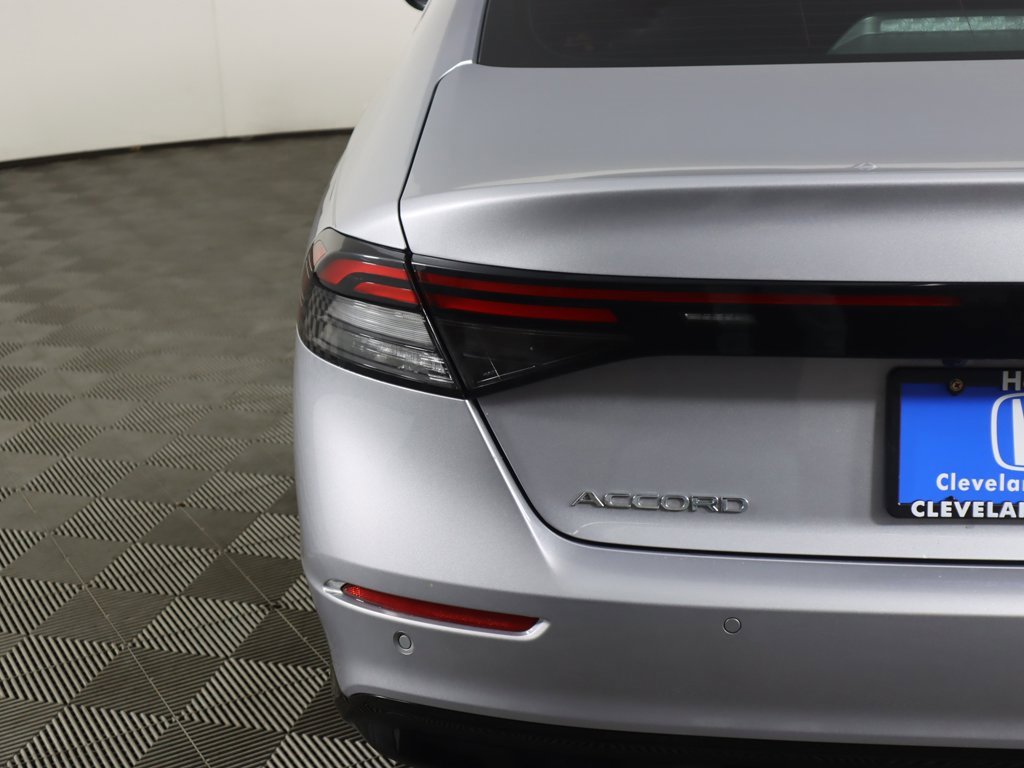 Used 2024 Honda Accord Touring image 17