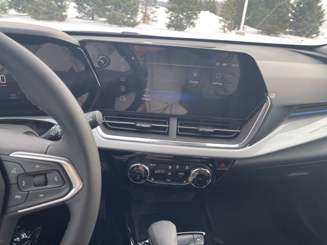 New 2026 Chevrolet Trax LT w/ Driver Confidence Package FWD image 20