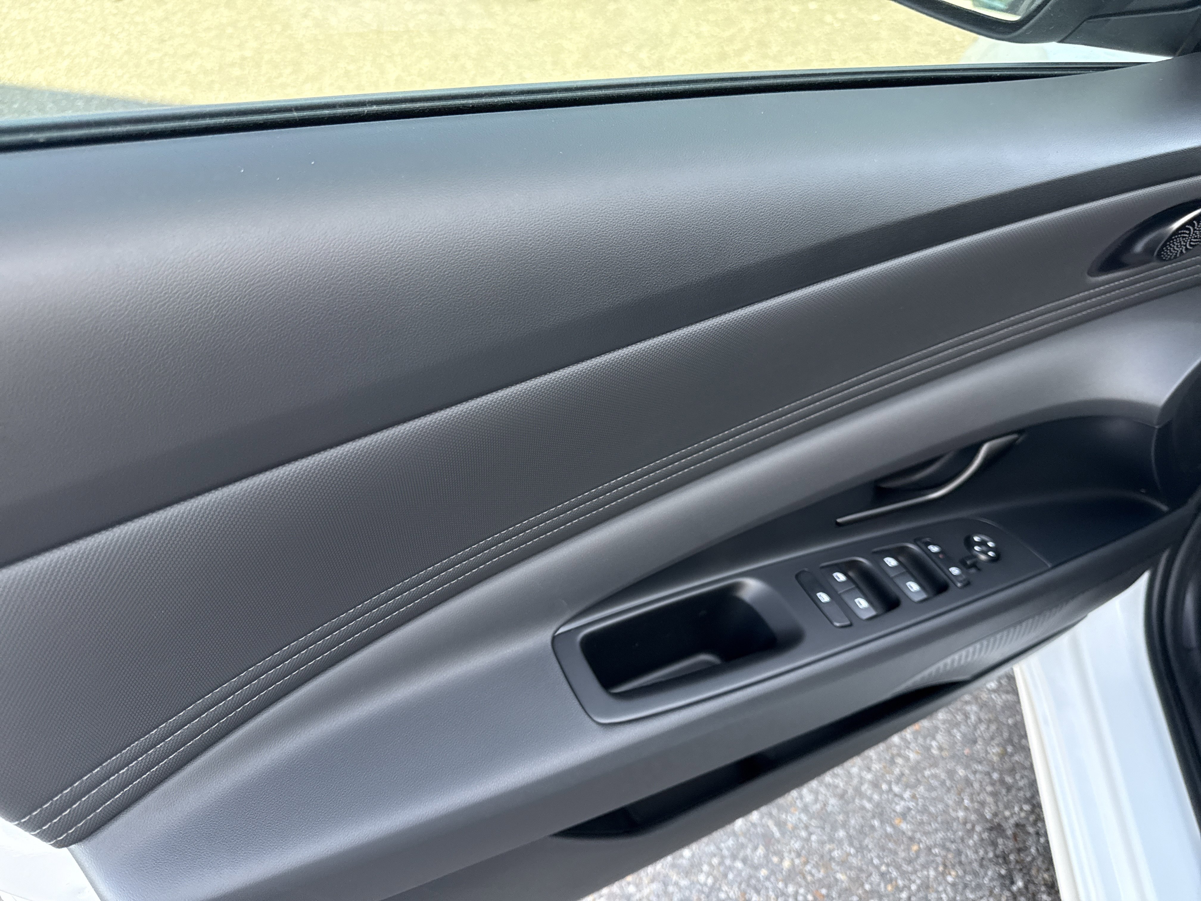 New 2026 Hyundai Elantra Sport image 7