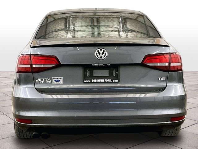 Used 2018 Volkswagen Jetta Wolfsburg Edition FWD image 4