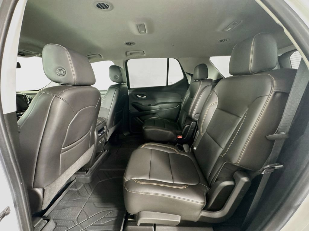 Used 2020 Chevrolet Traverse RS FWD image 26