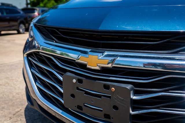 Used 2021 Chevrolet Malibu LT FWD image 13