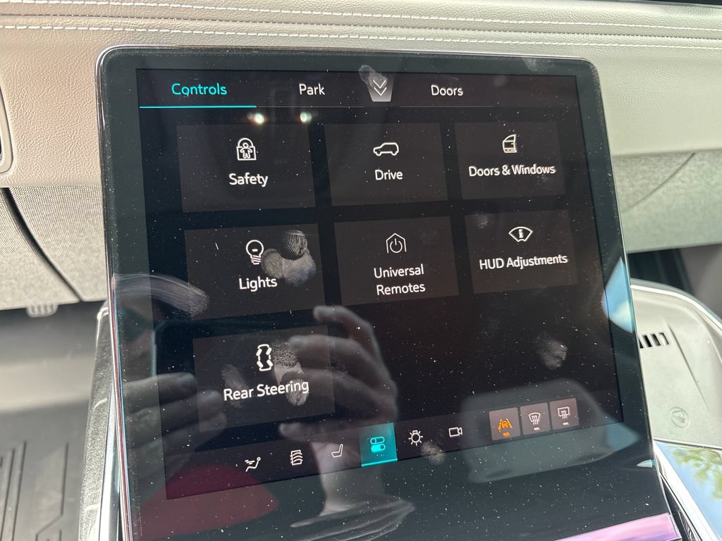 New 2026 Cadillac Escalade IQ AWD Sport 1 w/ LPO, Floor Liner Package image 41