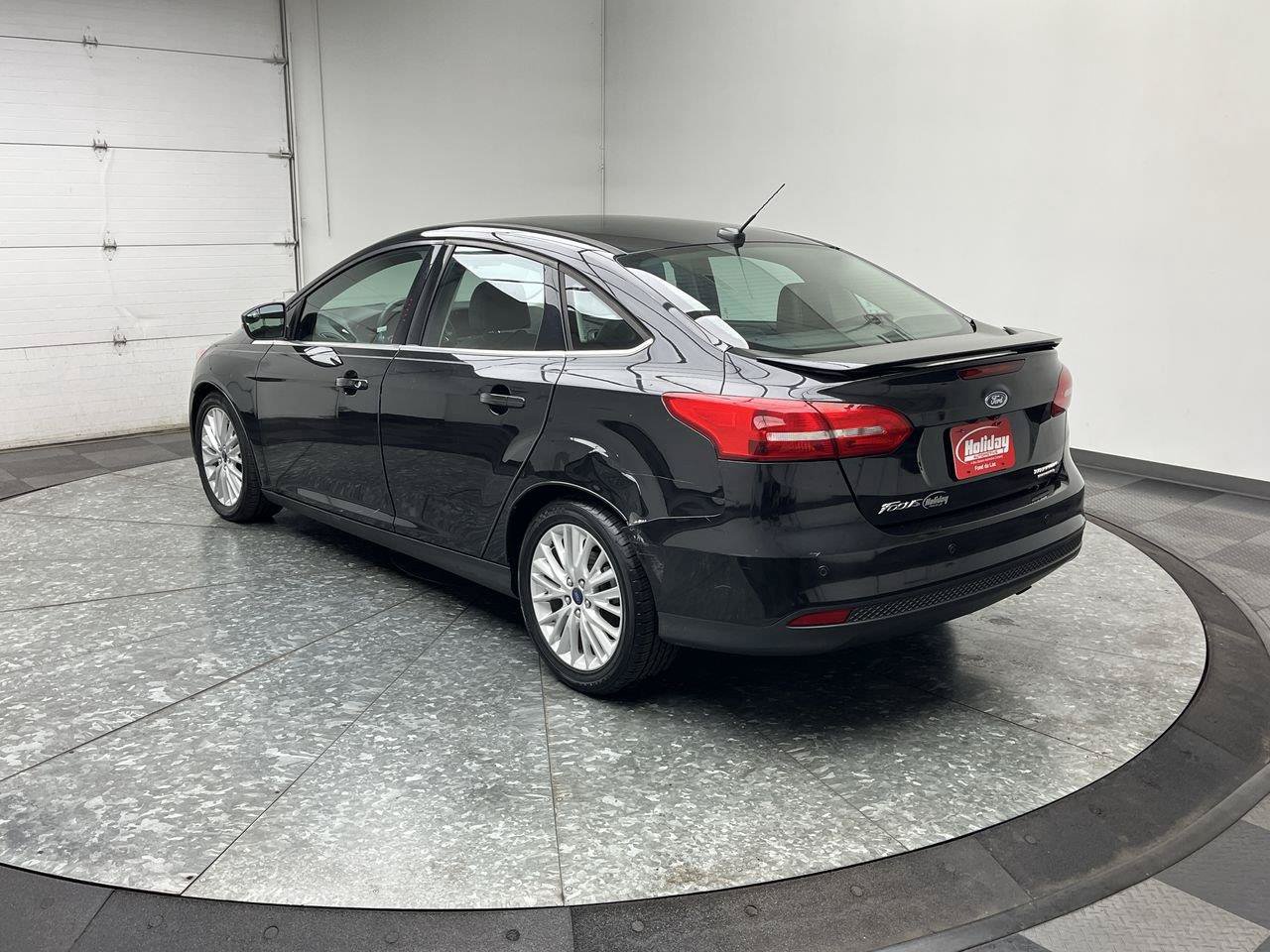 Used 2015 Ford Focus Titanium FWD video 2