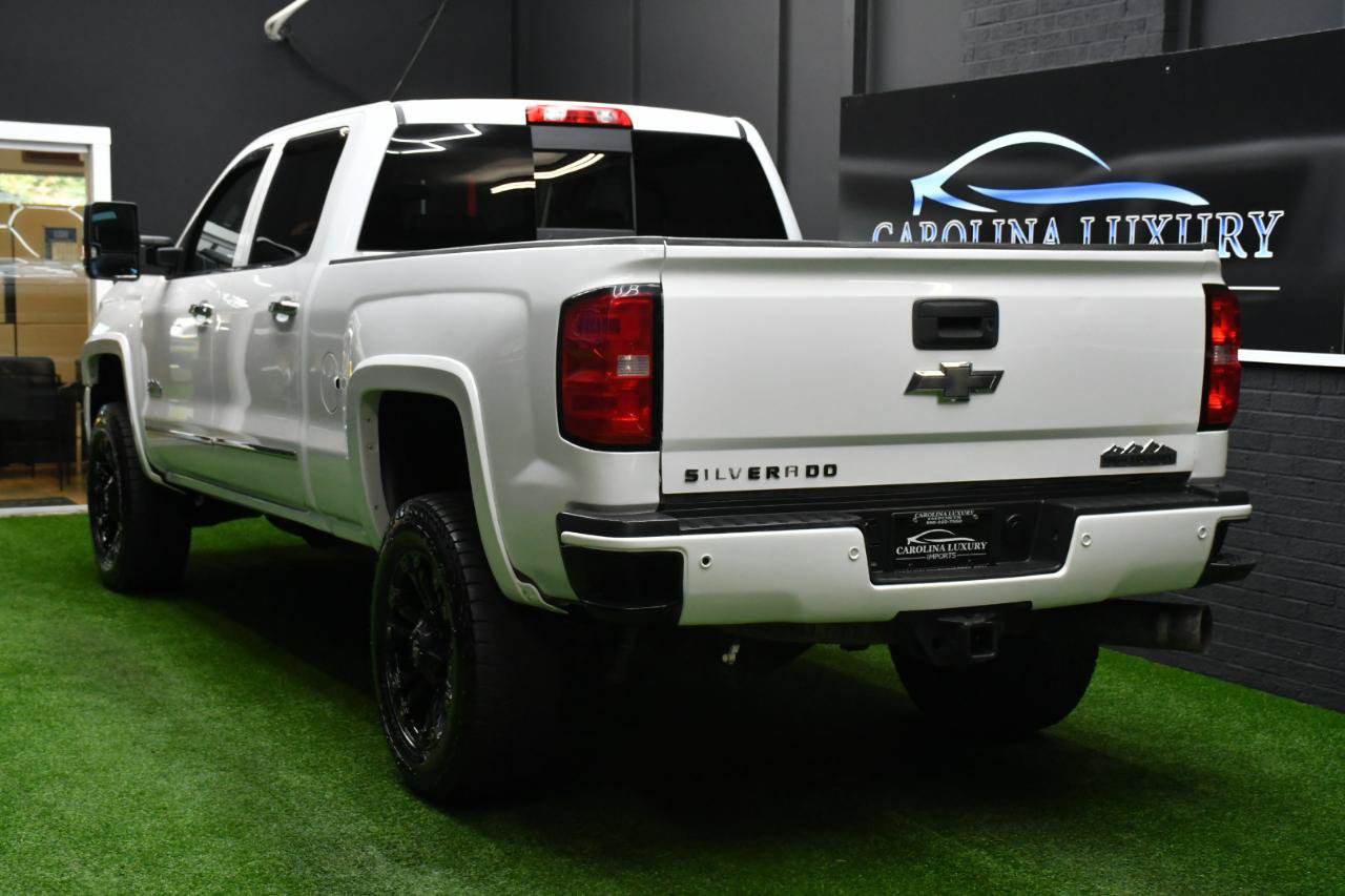Used 2015 Chevrolet Silverado 2500 High Country AWD/4WD image 4