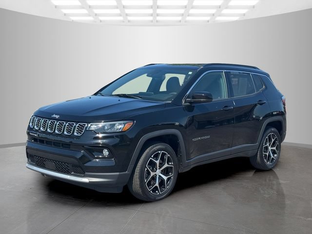 Certified 2024 Jeep Compass Limited AWD/4WD image 3