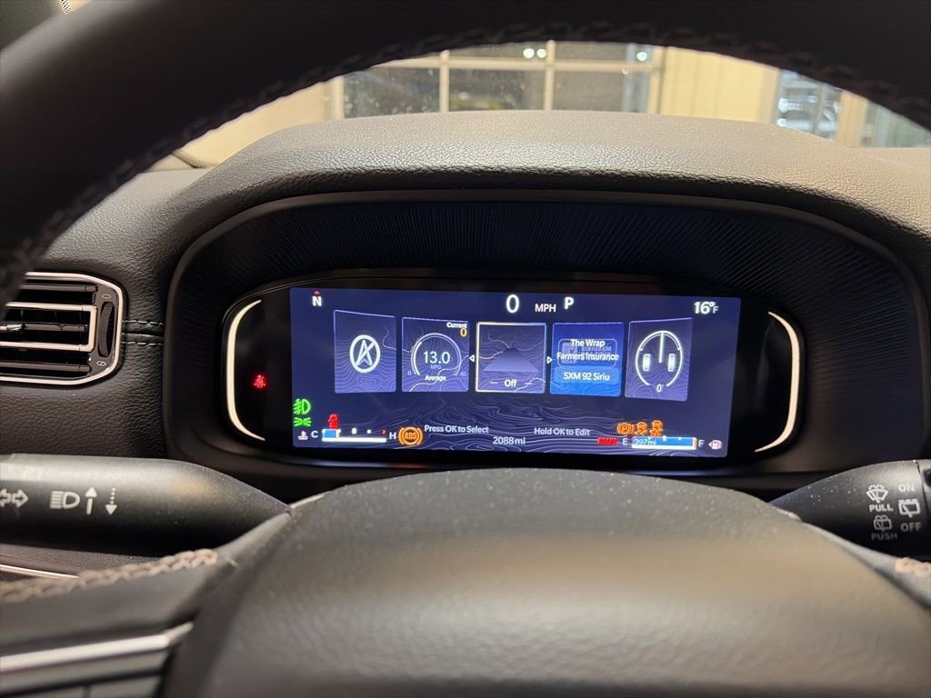 Used 2024 Jeep Wagoneer L 4WD w/ Premium Group I image 34