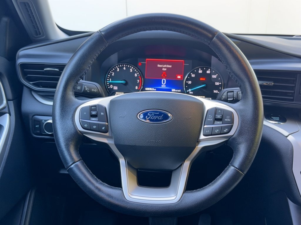 Used 2022 Ford Explorer XLT RWD image 10