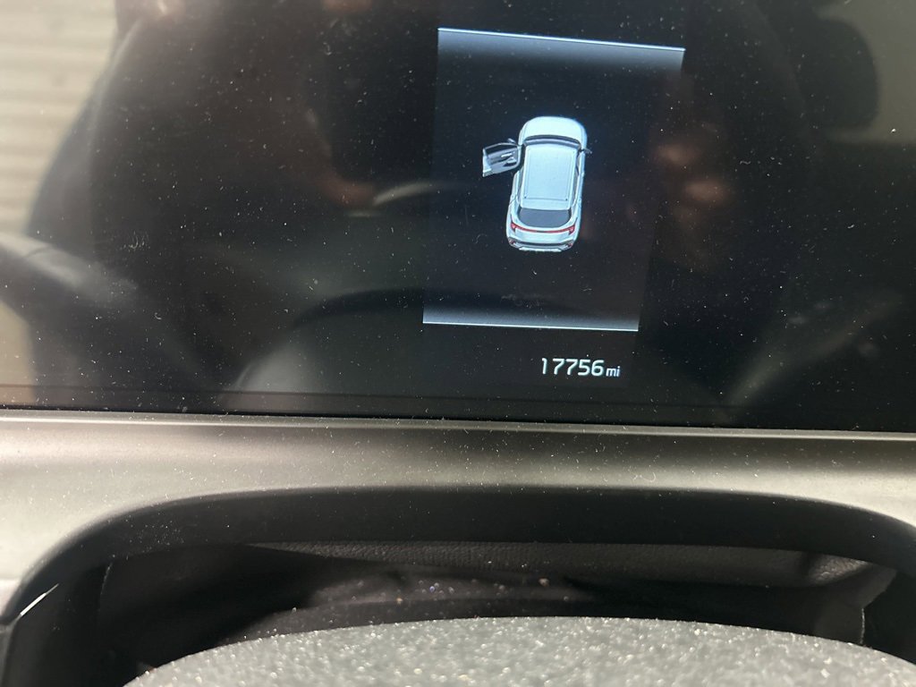 Used 2025 Kia Seltos S image 5