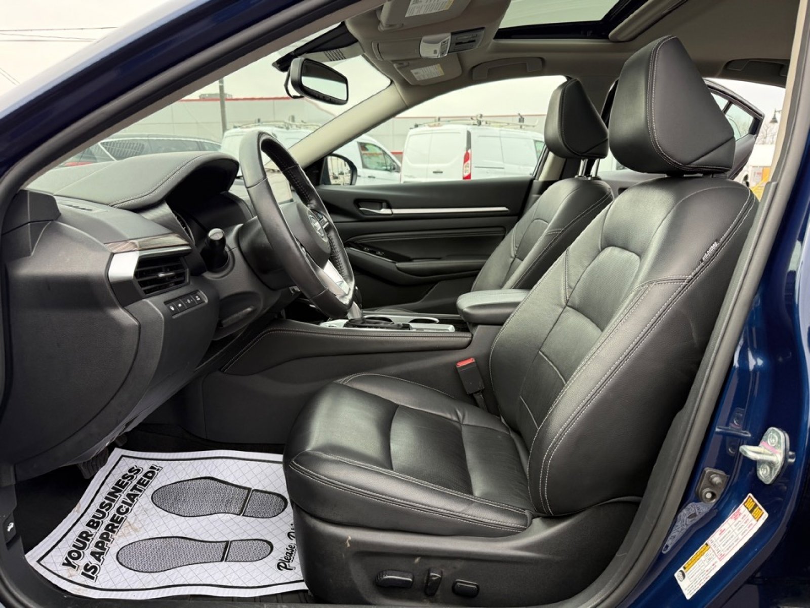 Used 2022 Nissan Altima 2.5 Platinum image 26