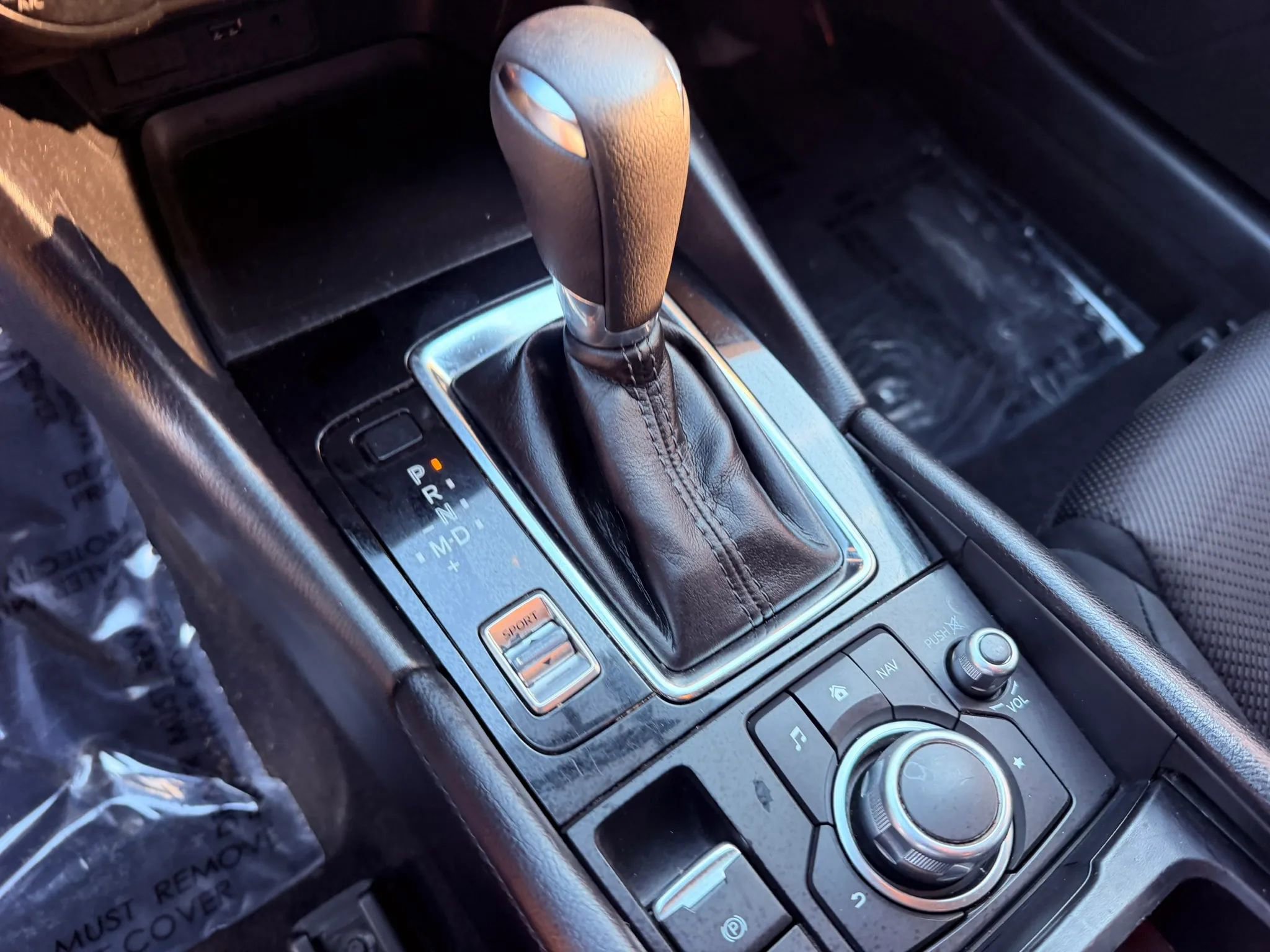 Used 2017 MAZDA MAZDA3 Sport image 26