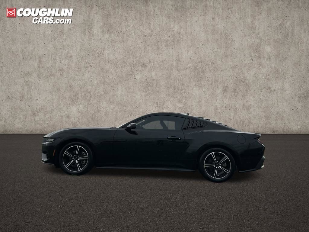 Used 2024 Ford Mustang Premium RWD image 4