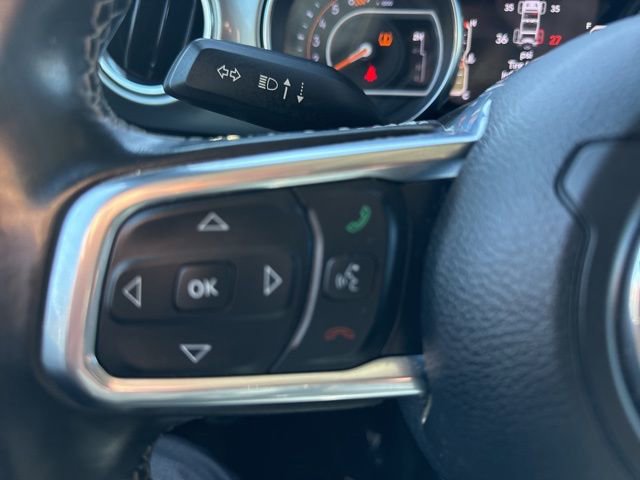 Used 2019 Jeep Wrangler Unlimited Sahara image 21