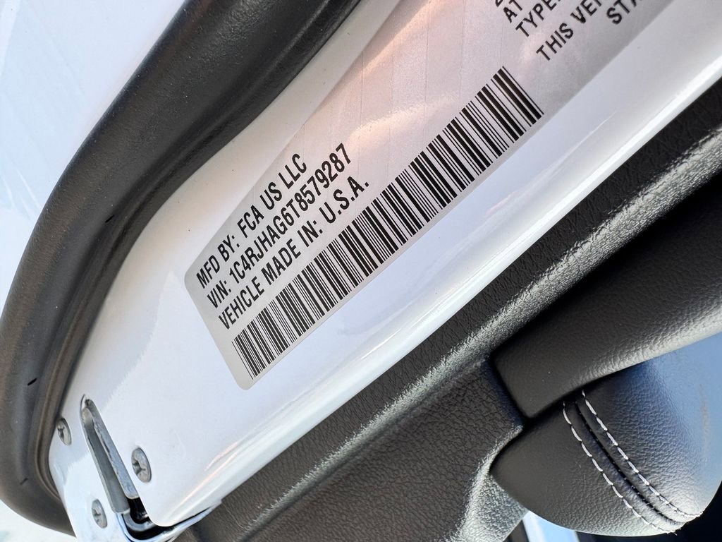 New 2026 Jeep Grand Cherokee Laredo X AWD/4WD image 29