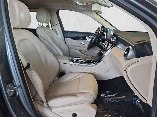 Used 2016 Mercedes-Benz GLC 300 4MATIC image 21