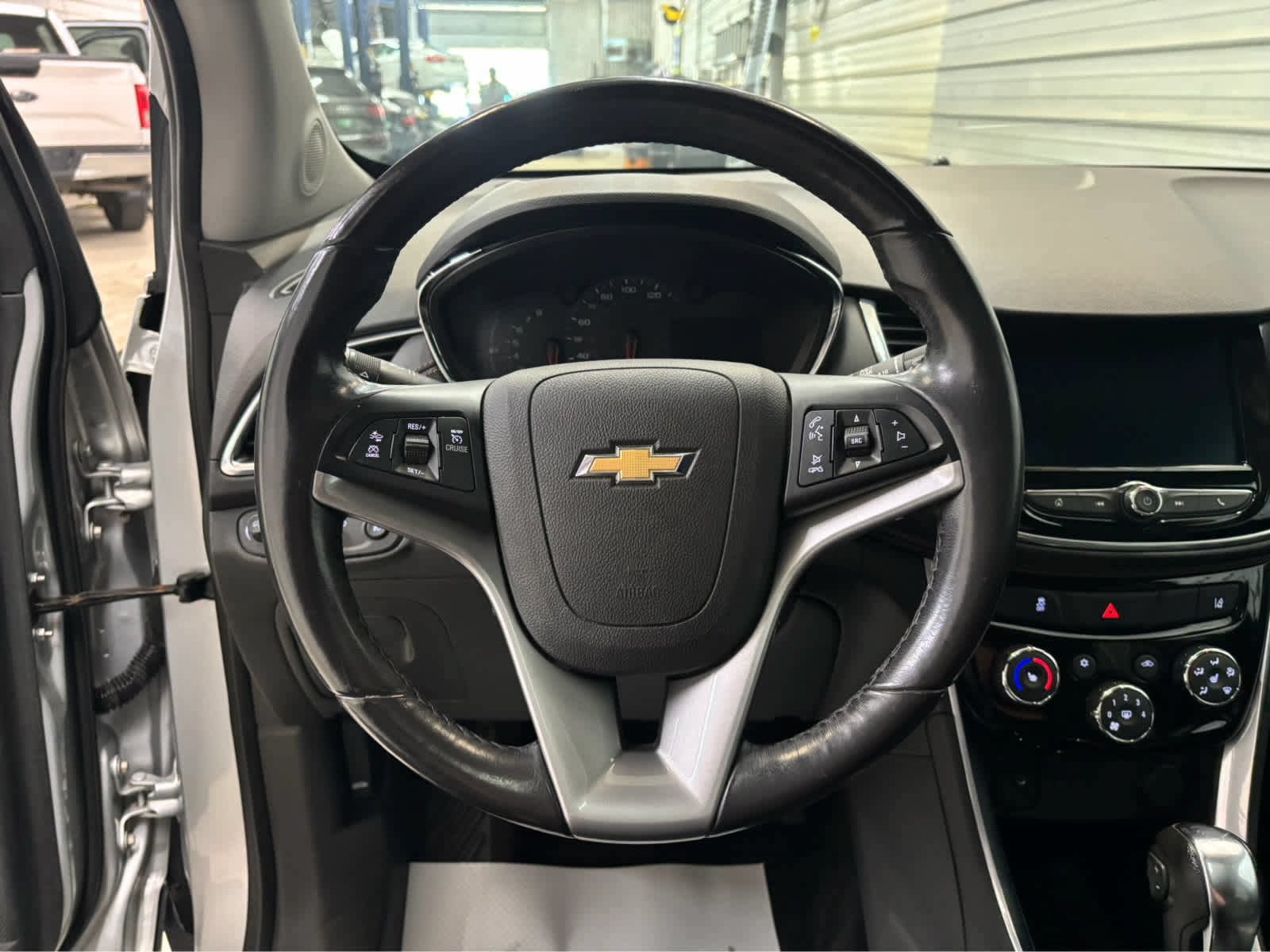 Used 2020 Chevrolet Trax Premier AWD/4WD image 13