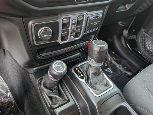 Used 2020 Jeep Gladiator Mojave AWD/4WD image 27