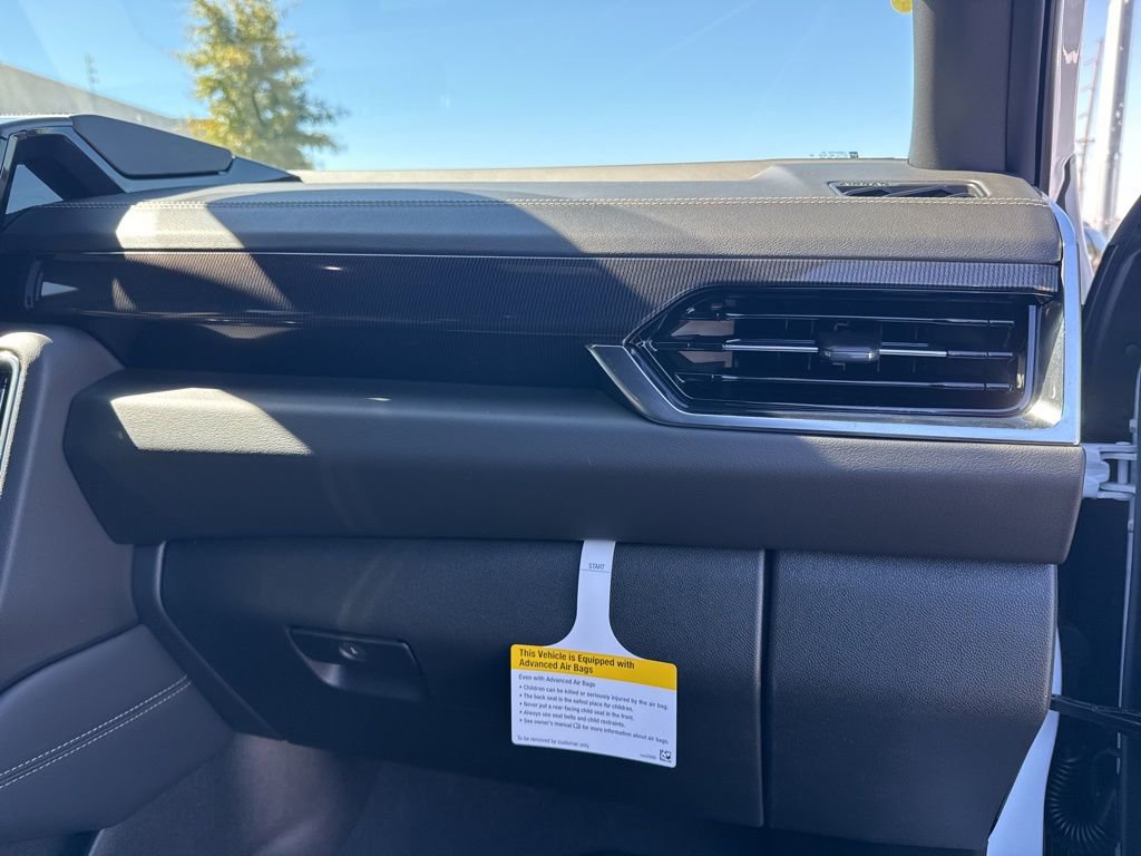 New 2026 GMC Yukon XL Elevation w/ LPO, Elevation Black Package image 25