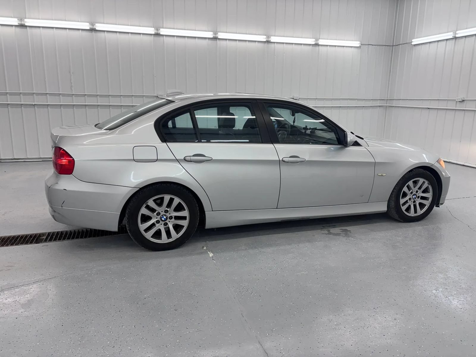 Used 2006 BMW 325xi Sedan AWD/4WD image 6
