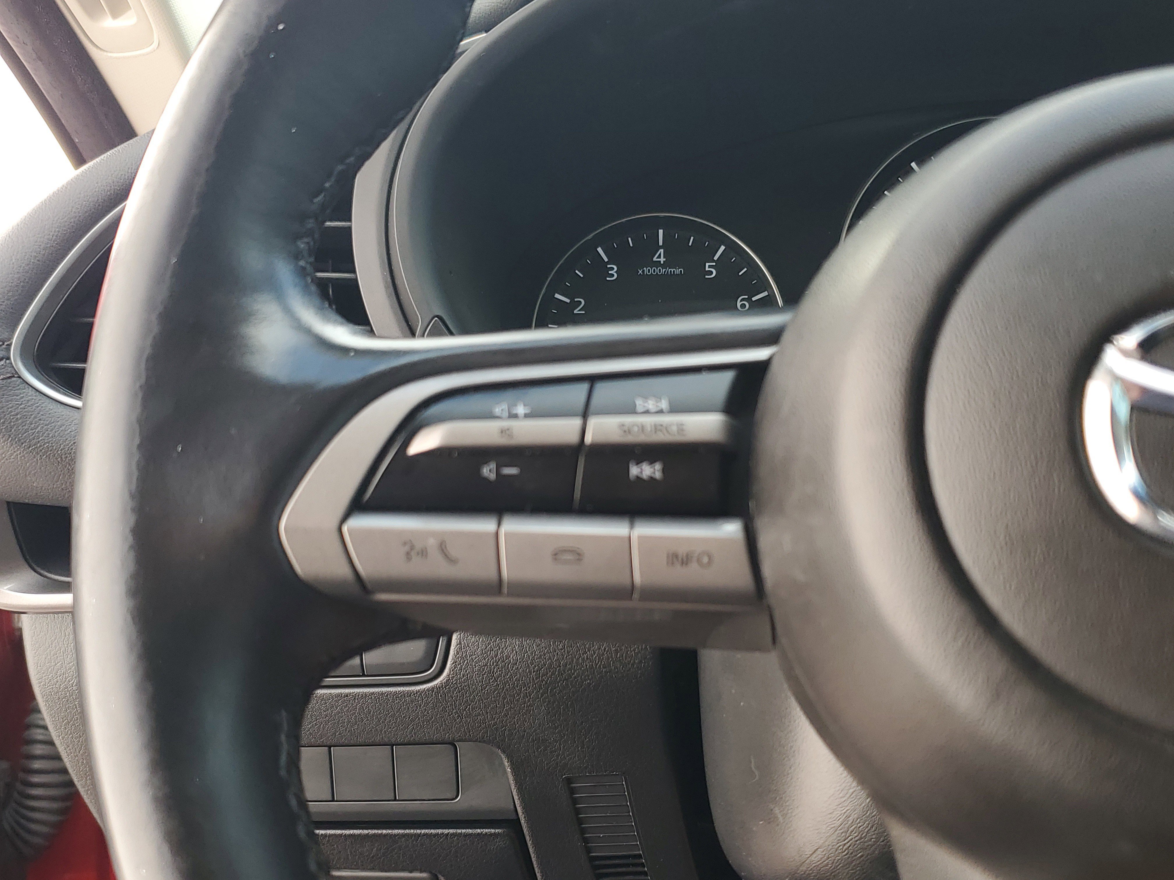 Used 2023 MAZDA MAZDA3 s image 22