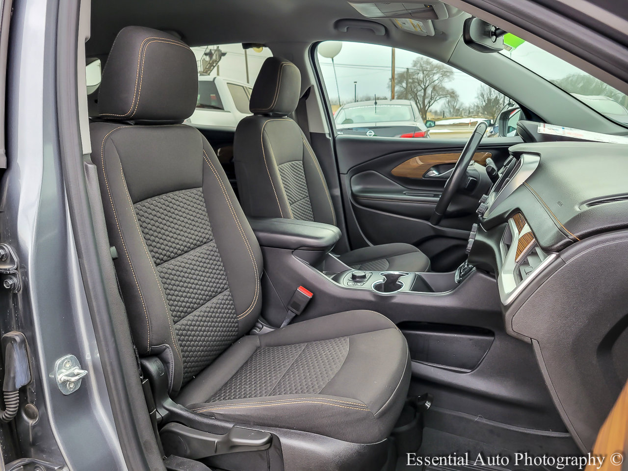 Used 2020 GMC Terrain SLE w/ Driver Convenience Package image 33