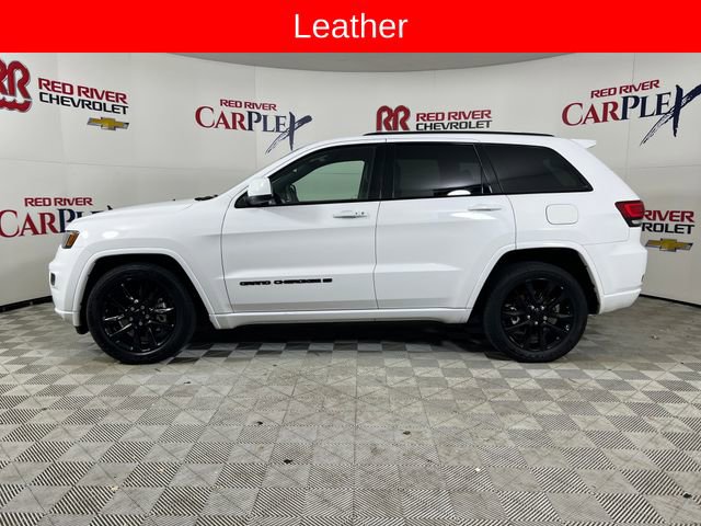 Used 2022 Jeep Grand Cherokee Laredo X image 4