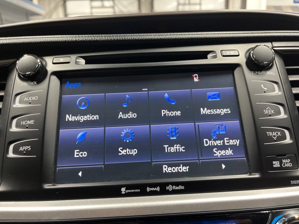 Used 2019 Toyota Highlander XLE AWD/4WD image 22
