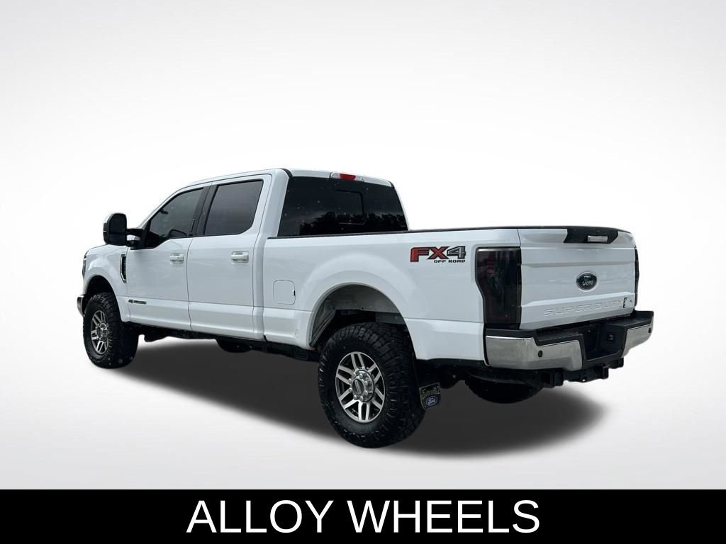Used 2019 Ford F250 Lariat w/ Lariat Value Package image 3