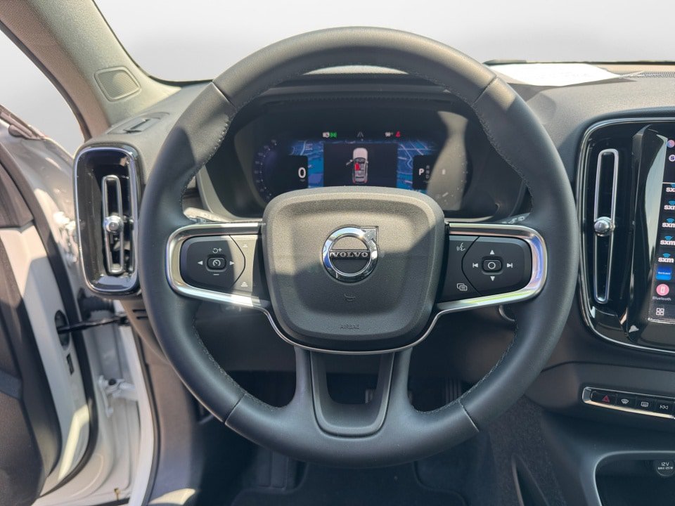 Certified 2023 Volvo XC40 B5 Ultimate w/ Climate Package AWD/4WD image 10
