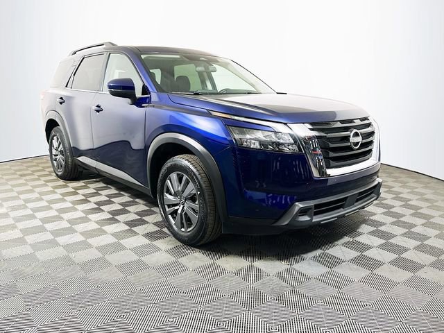 Used 2025 Nissan Pathfinder SV