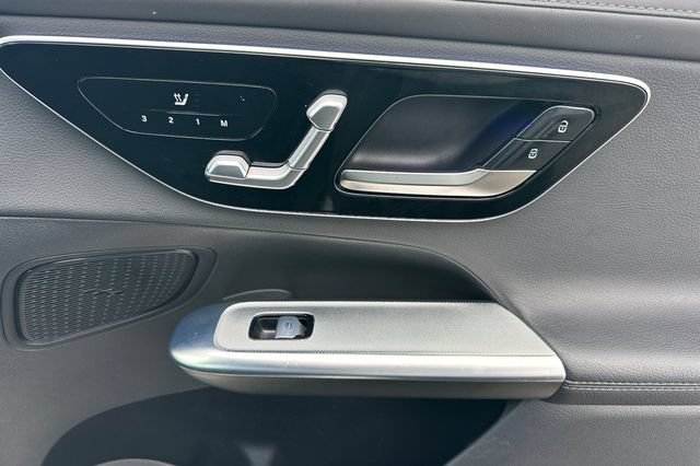 Used 2024 Mercedes-Benz GLC 300 image 20