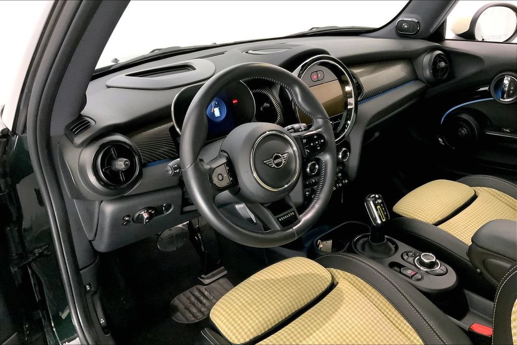 Used 2024 MINI Cooper SE w/ MINI Resolute Edition FWD image 21