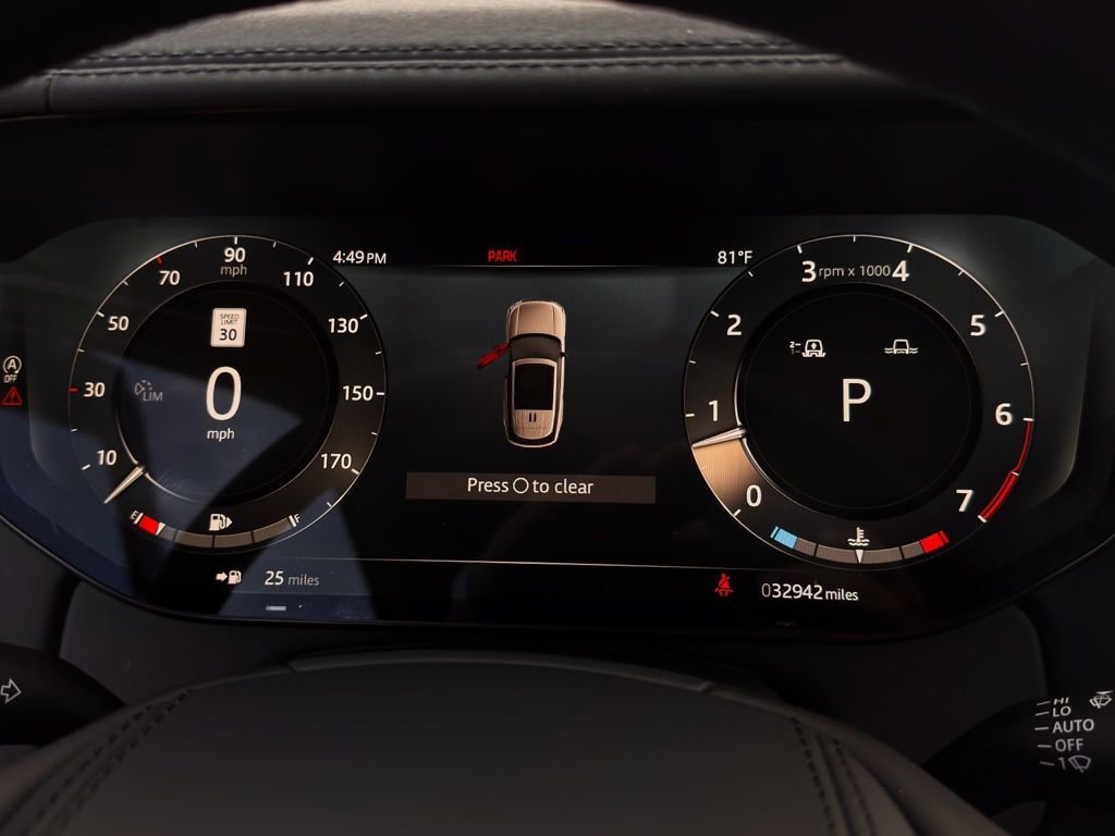 Used 2023 Land Rover Range Rover SE image 18