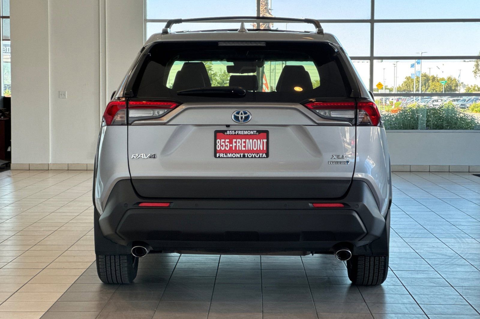 Certified 2022 Toyota RAV4 XLE Premium AWD/4WD image 5