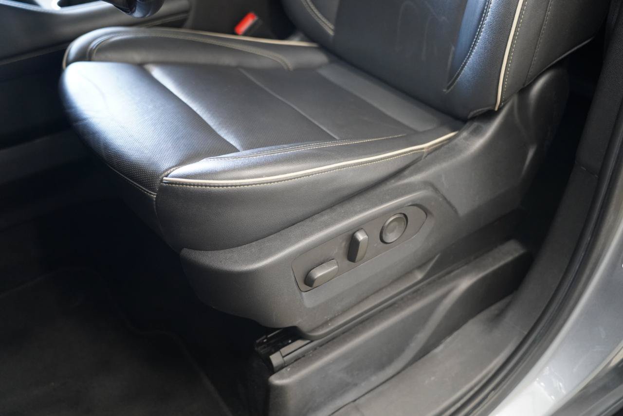 Used 2021 GMC Yukon SLT w/ SLT Luxury Package AWD/4WD image 26