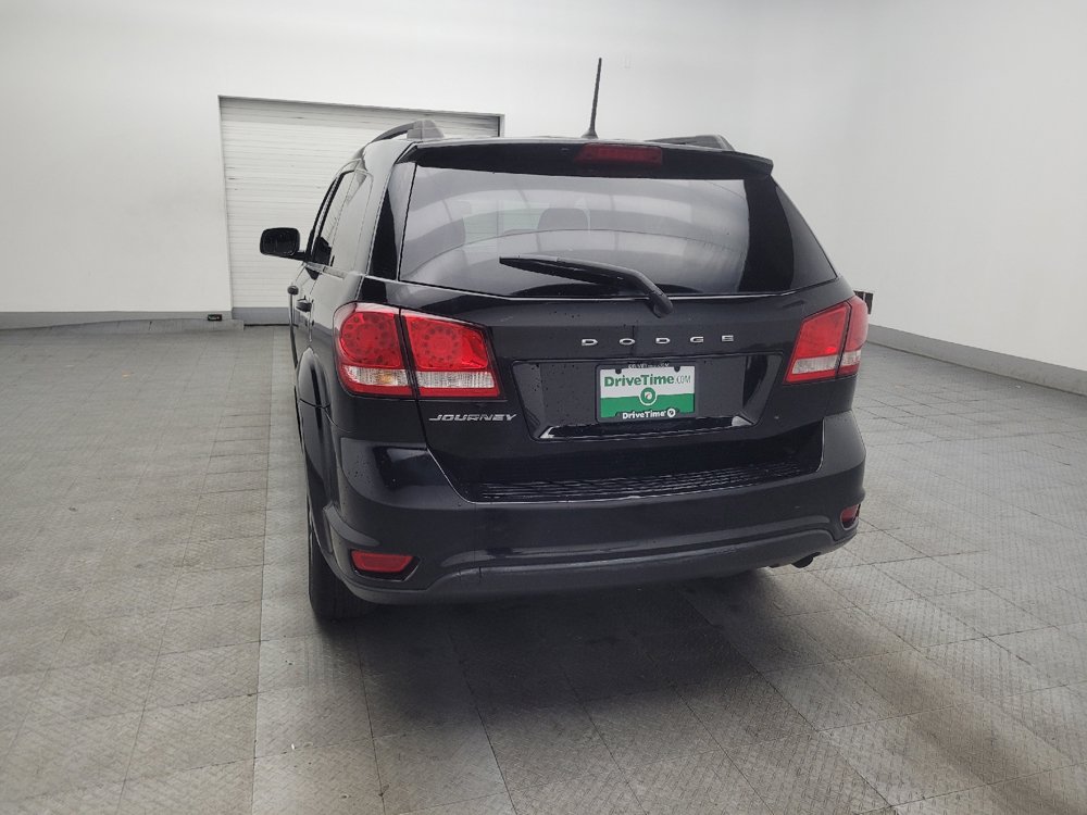 Used 2019 Dodge Journey SE FWD image 6