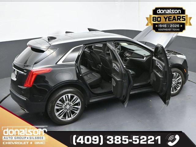 Used 2017 Cadillac XT5 Premium Luxury w/ Driver Assist Package FWD image 25