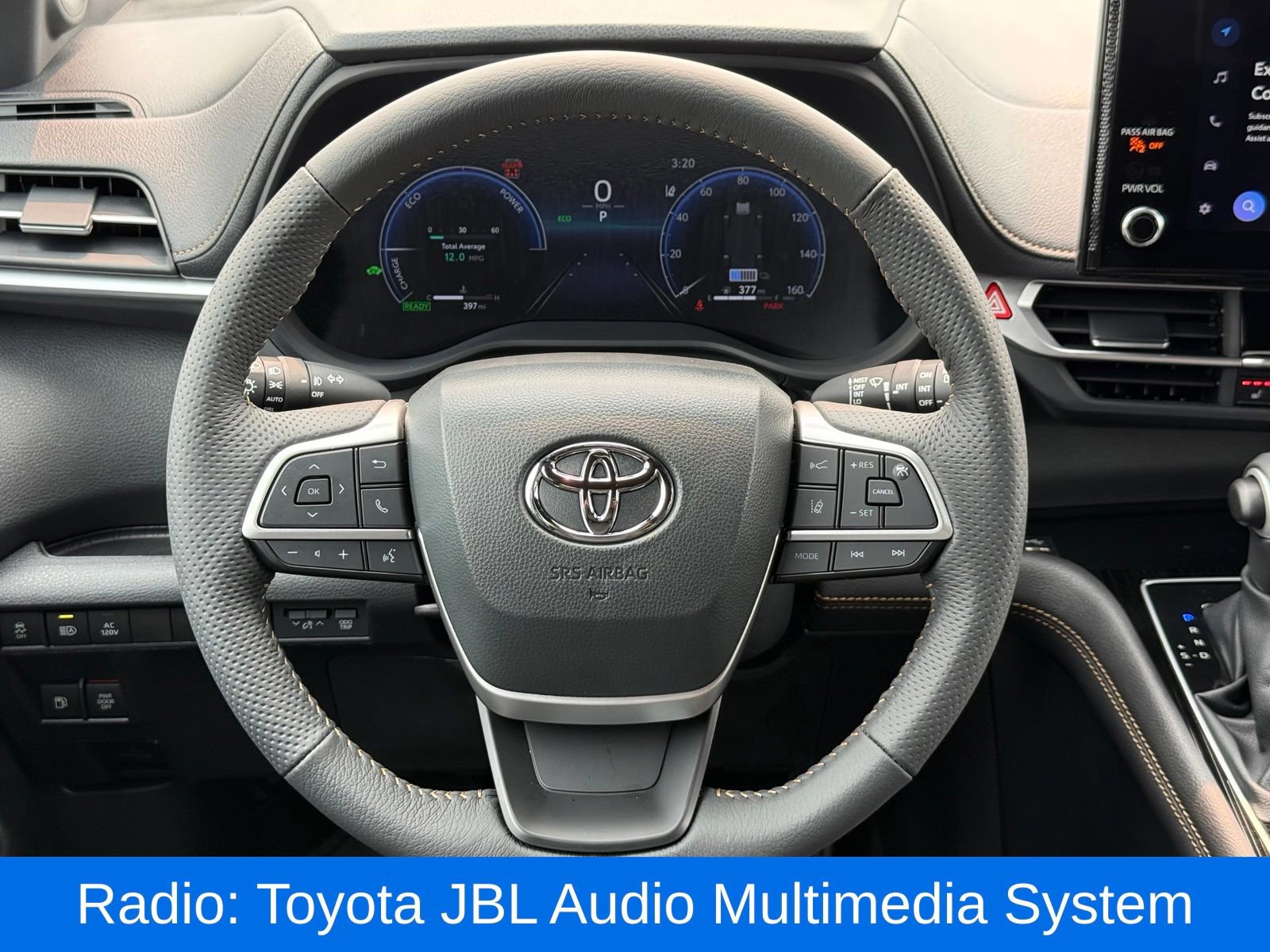 Used 2026 Toyota Sienna XLE Woodland Edition AWD/4WD image 33