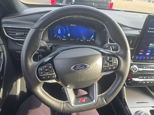Used 2023 Ford Explorer ST w/ Equipment Group 401A AWD/4WD image 10