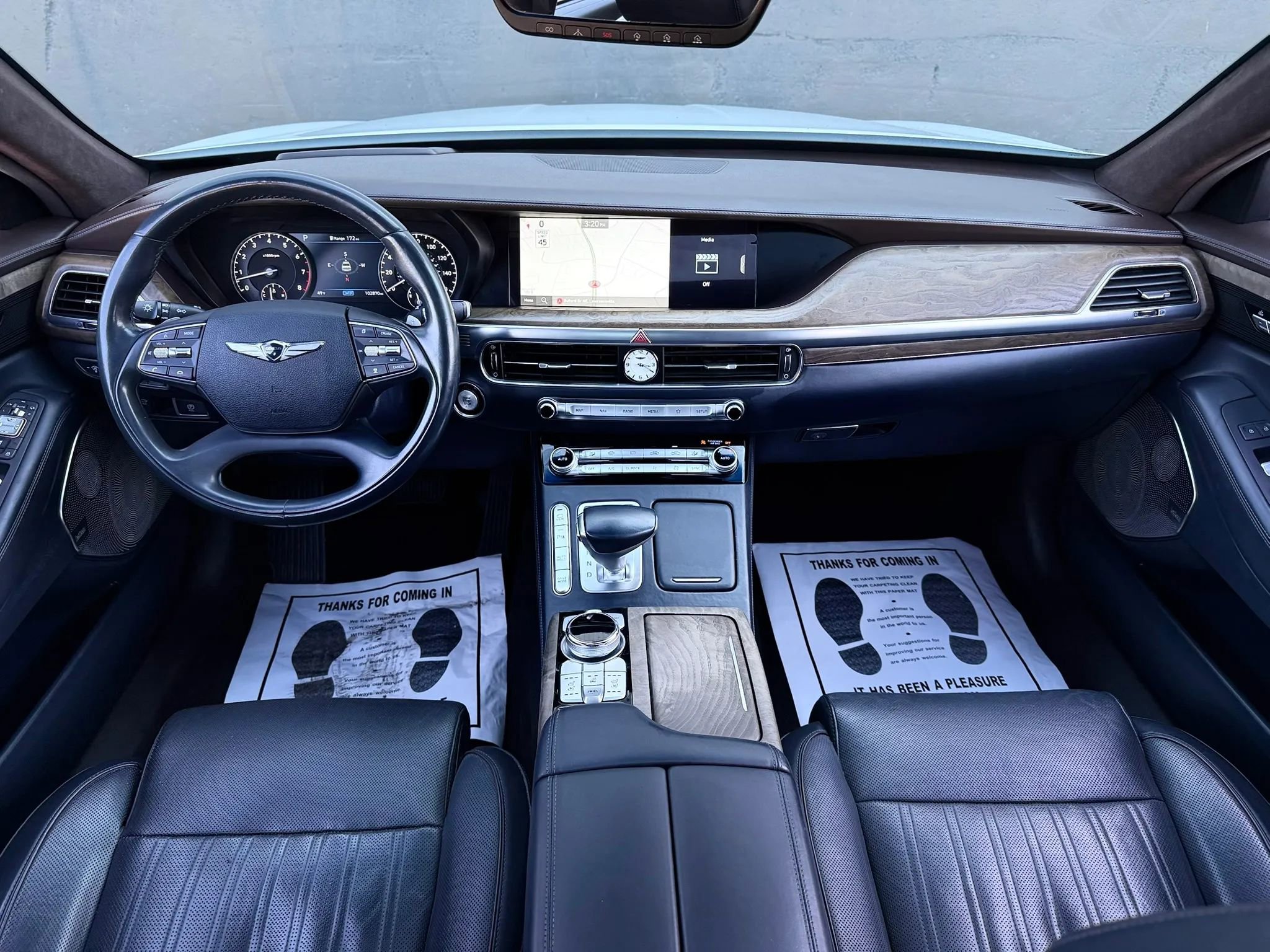 Used 2021 Genesis G90 5.0 Ultimate image 16