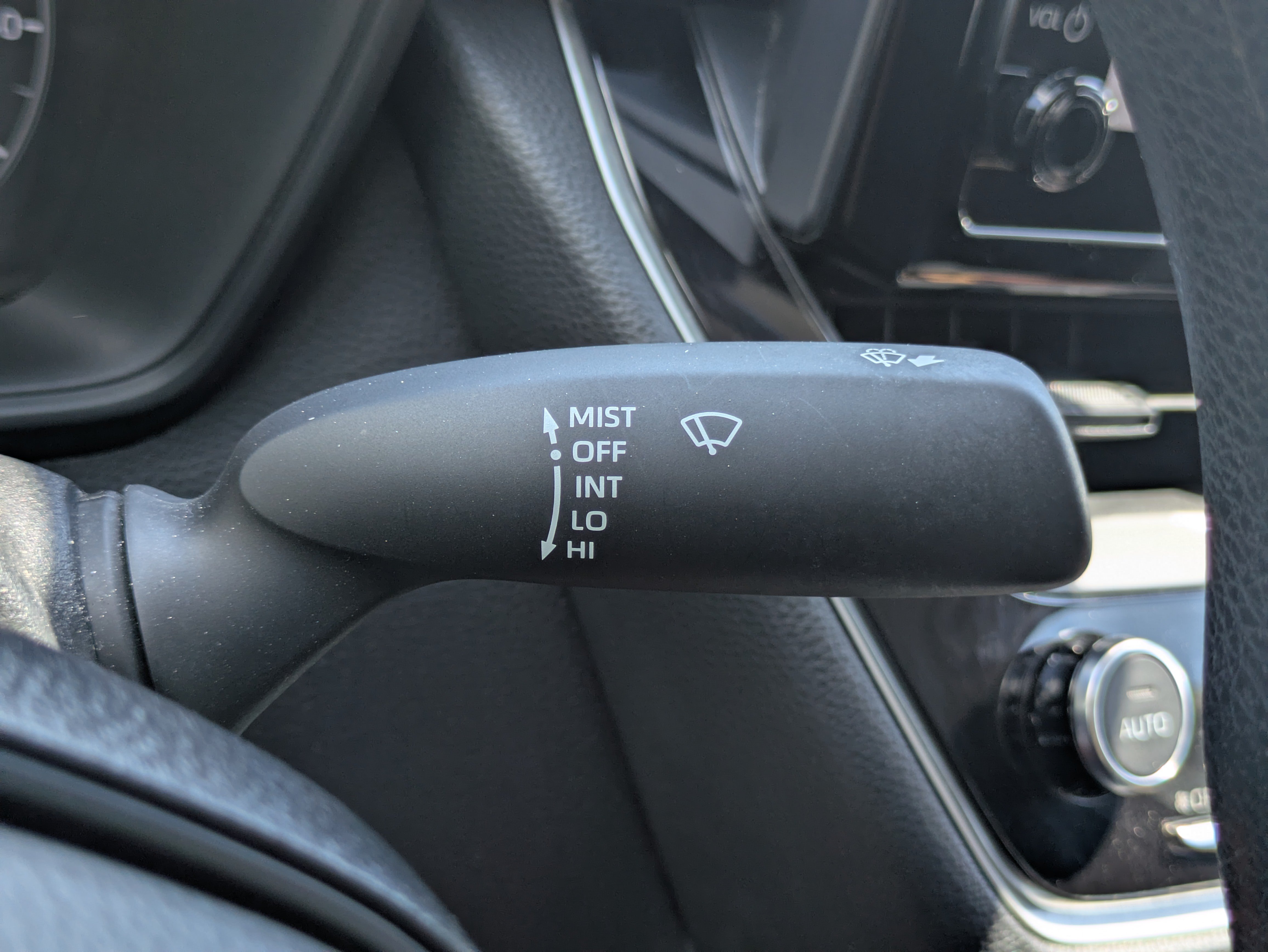Used 2025 Toyota Corolla LE FWD image 16