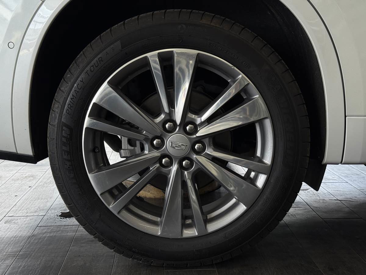 Used 2024 Cadillac XT6 Premium Luxury w/ Technology Package image 40